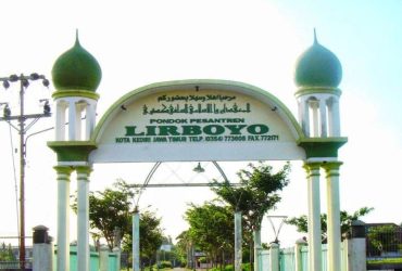 pondok pesantren lirboyo