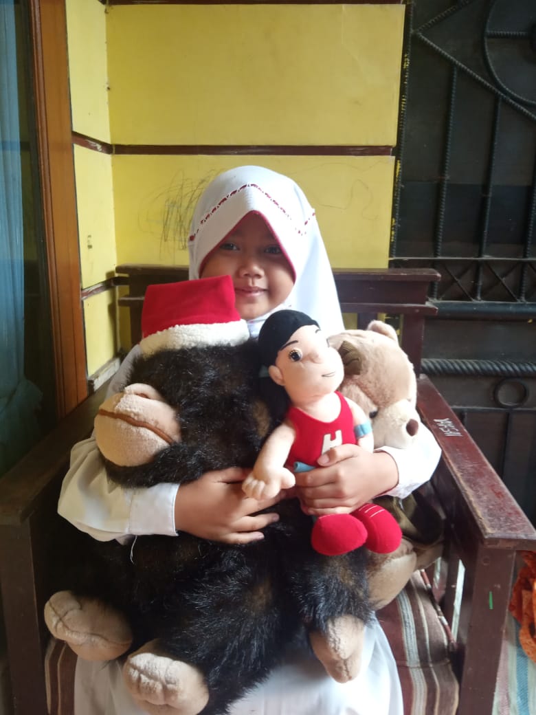 memelihara anak yatim